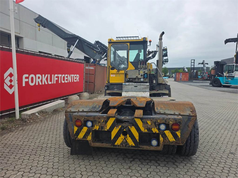 Terberg RT283 4x4 - Terminal trekker: afbeelding 5 Terberg RT283 4x4 - Terminal trekker: afbeelding 5