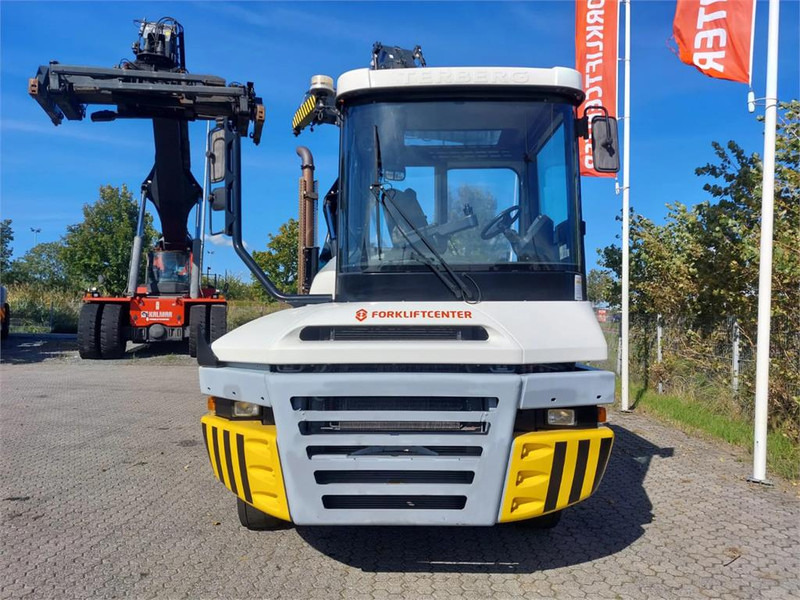 Terberg TT223 - Terminal trekker: afbeelding 5 Terberg TT223 - Terminal trekker: afbeelding 5