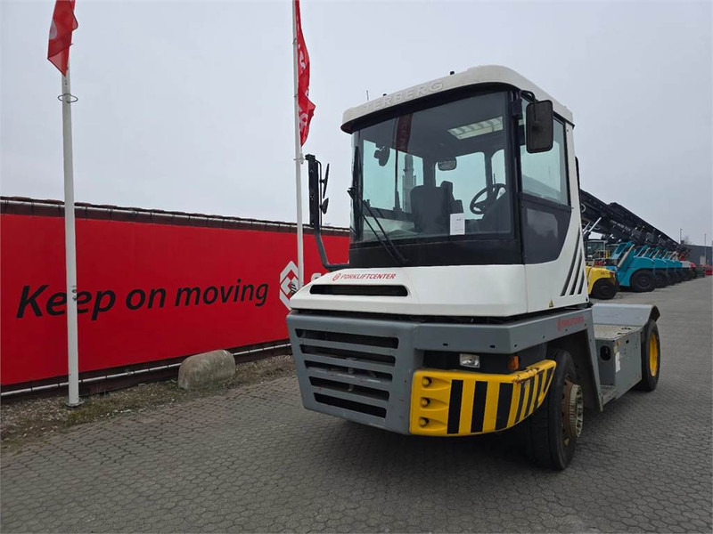 Terberg TT223 - Terminal trekker: afbeelding 2 Terberg TT223 - Terminal trekker: afbeelding 2