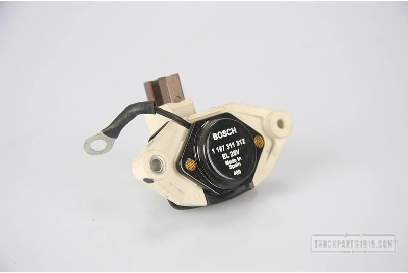 Bosch Electrical System Regelaar dynamo - Dynamo voor Vrachtwagen: afbeelding 1 Bosch Electrical System Regelaar dynamo - Dynamo voor Vrachtwagen: afbeelding 1
