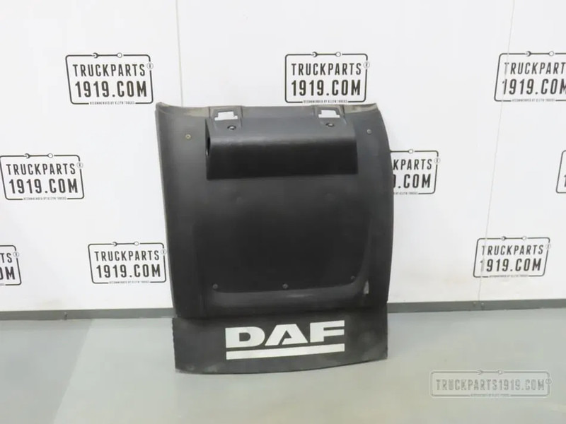 DAF 1892247 Spatbord achter Li. achter DAF - Carrosserie en exterieur voor Vrachtwagen: afbeelding 1 DAF 1892247 Spatbord achter Li. achter DAF - Carrosserie en exterieur voor Vrachtwagen: afbeelding 1