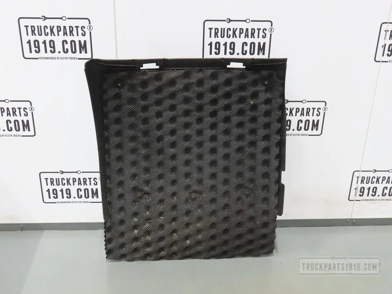 DAF 1892248 Spatbord achter Re. achter DAF - Carrosserie en exterieur voor Vrachtwagen: afbeelding 2 DAF 1892248 Spatbord achter Re. achter DAF - Carrosserie en exterieur voor Vrachtwagen: afbeelding 2