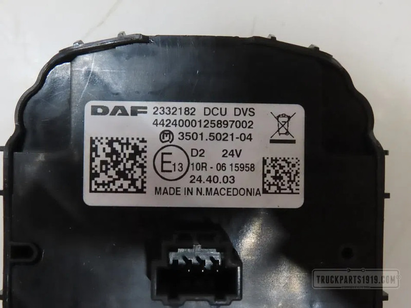 DAF 2332182 Raamschakelaar Li. - Instrumentenpaneel voor Vrachtwagen: afbeelding 2 DAF 2332182 Raamschakelaar Li. - Instrumentenpaneel voor Vrachtwagen: afbeelding 2