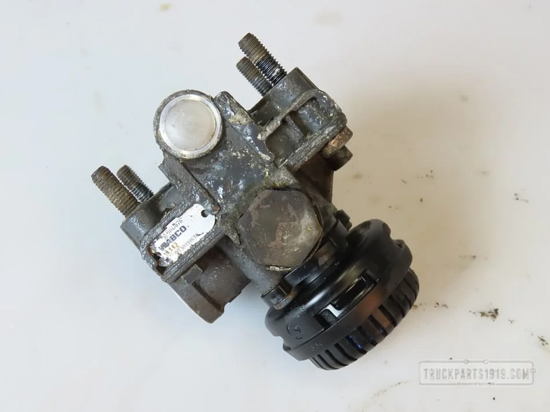 DAF Compressed Air System Relais ventiel DAF LF - Klep voor Vrachtwagen: afbeelding 1 DAF Compressed Air System Relais ventiel DAF LF - Klep voor Vrachtwagen: afbeelding 1