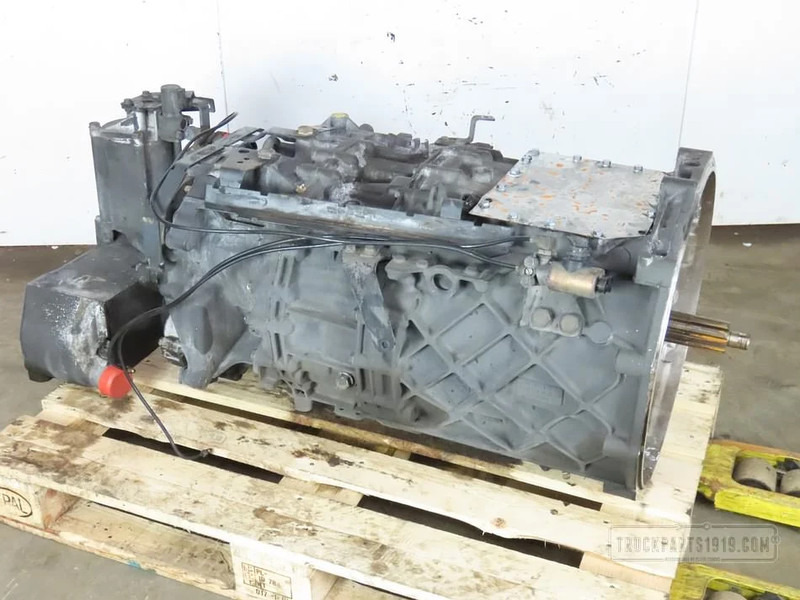 DAF Gearbox & Clutch Parts Versnellingsbak 12AS2131TD DAF - Versnellingsbak voor Vrachtwagen: afbeelding 1 DAF Gearbox & Clutch Parts Versnellingsbak 12AS2131TD DAF - Versnellingsbak voor Vrachtwagen: afbeelding 1