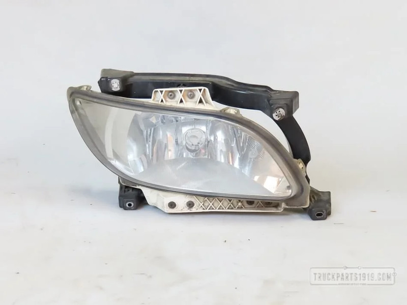 DAF Lighting Mistlamp Re. DAF 106 - Mistlamp voor Vrachtwagen: afbeelding 1 DAF Lighting Mistlamp Re. DAF 106 - Mistlamp voor Vrachtwagen: afbeelding 1