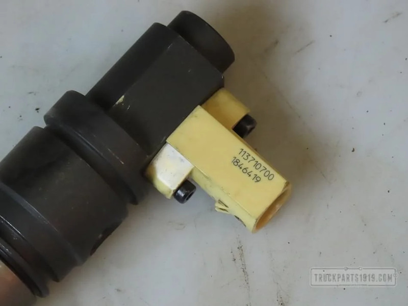 DAF XF 105 Fuel System Injector Eur5 - Injector voor Vrachtwagen: afbeelding 2 DAF XF 105 Fuel System Injector Eur5 - Injector voor Vrachtwagen: afbeelding 2