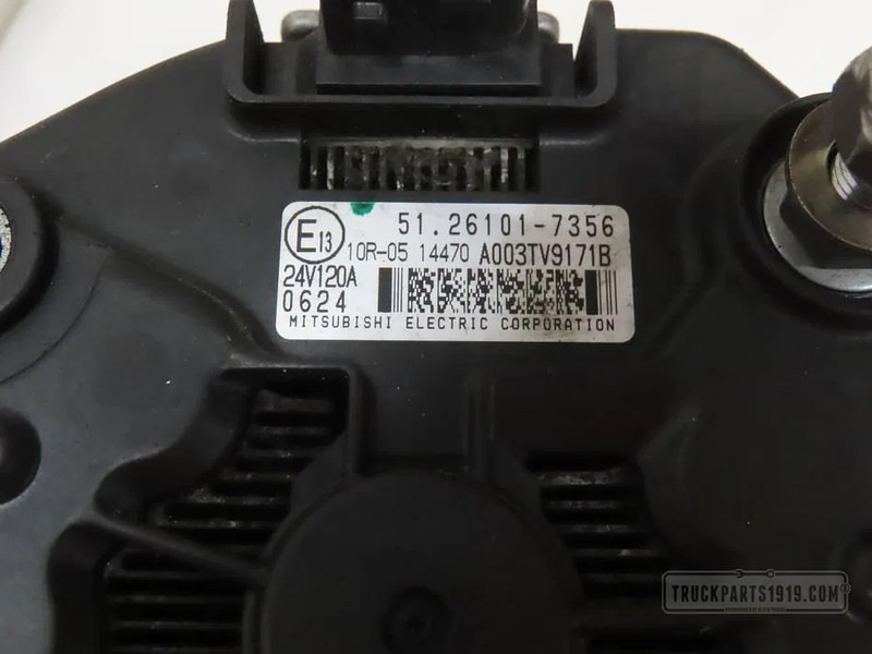 MAN 51.26101-7356 Dynamo 120A - Dynamo voor Vrachtwagen: afbeelding 2 MAN 51.26101-7356 Dynamo 120A - Dynamo voor Vrachtwagen: afbeelding 2
