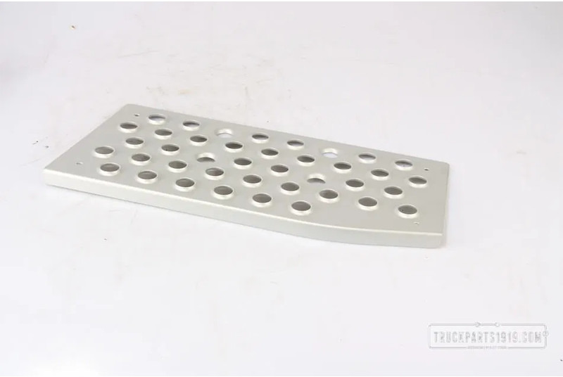 Mercedes-Benz A9416663828 Trede MB 9416663828 - Carrosserie en exterieur voor Vrachtwagen: afbeelding 1 Mercedes-Benz A9416663828 Trede MB 9416663828 - Carrosserie en exterieur voor Vrachtwagen: afbeelding 1