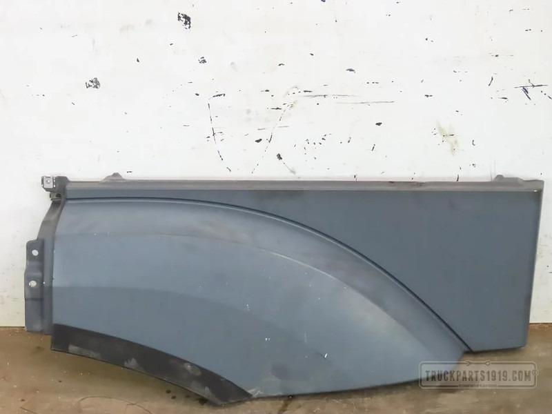 Mercedes-Benz Body & Chassis Parts Spatscherm verlenging LI. MB M - Fender voor Vrachtwagen: afbeelding 1 Mercedes-Benz Body & Chassis Parts Spatscherm verlenging LI. MB M - Fender voor Vrachtwagen: afbeelding 1