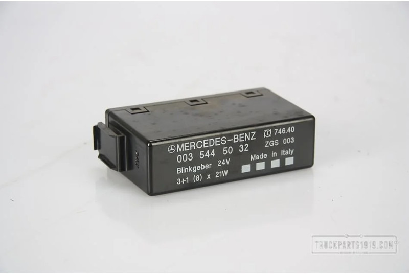 Mercedes-Benz Electrical System RAW Relais - Relais voor Vrachtwagen: afbeelding 1 Mercedes-Benz Electrical System RAW Relais - Relais voor Vrachtwagen: afbeelding 1