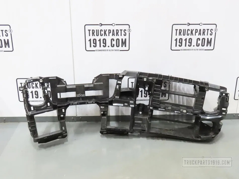 Scania 2084748 Instrumentenpaneel frame Scania - Cabine en interieur voor Vrachtwagen: afbeelding 1 Scania 2084748 Instrumentenpaneel frame Scania - Cabine en interieur voor Vrachtwagen: afbeelding 1