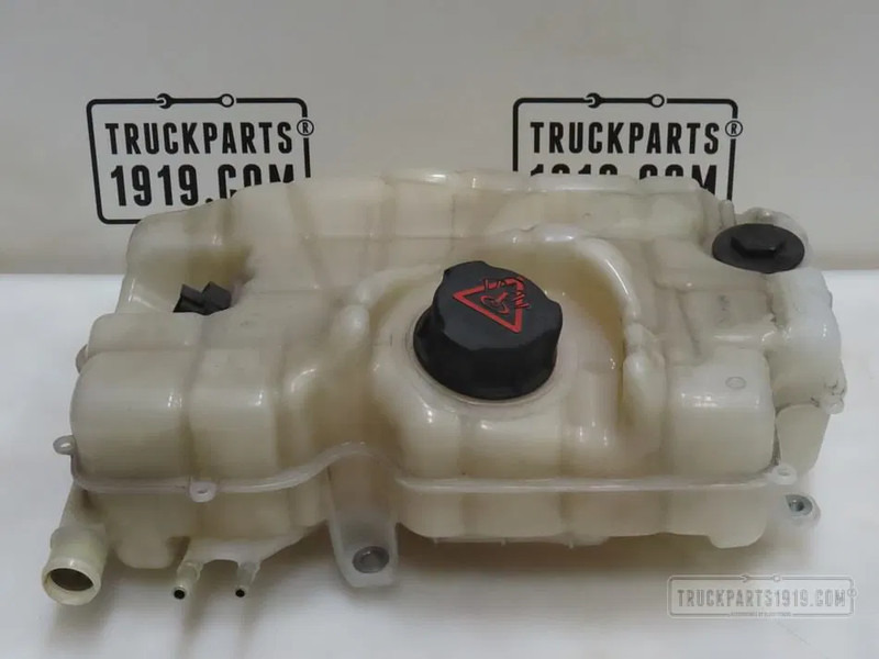 Scania 2545033 Koelexpansievat - Expansietank voor Vrachtwagen: afbeelding 1 Scania 2545033 Koelexpansievat - Expansietank voor Vrachtwagen: afbeelding 1