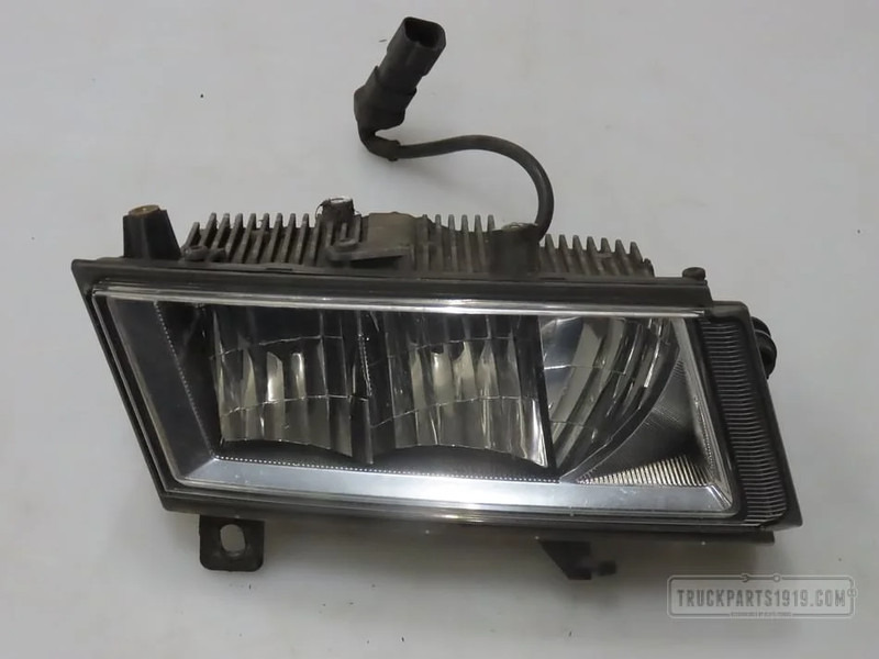 Scania 2552715 Mistlamp Re. - Mistlamp voor Vrachtwagen: afbeelding 1 Scania 2552715 Mistlamp Re. - Mistlamp voor Vrachtwagen: afbeelding 1