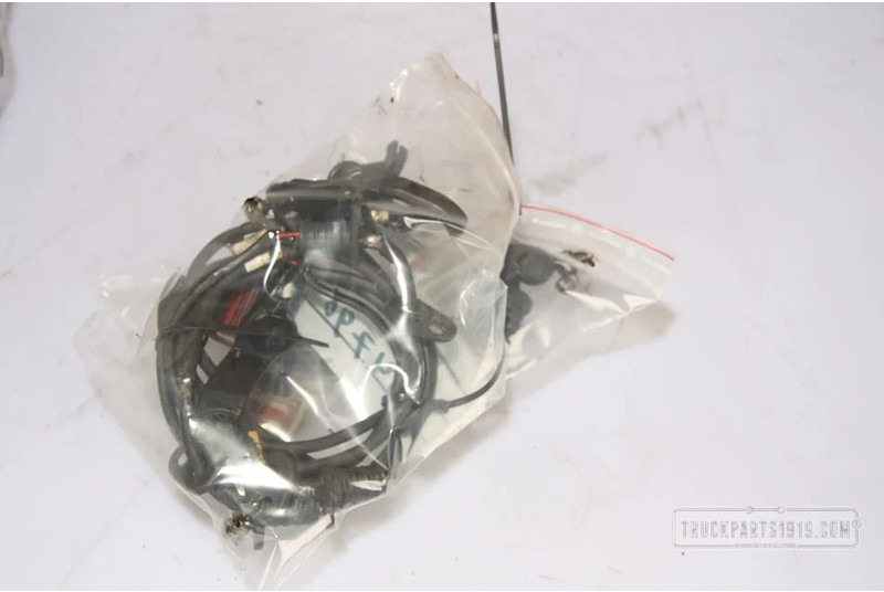 Scania Electrical System Scania Kabelboom Used - Kabels/ Draden voor Vrachtwagen: afbeelding 1 Scania Electrical System Scania Kabelboom Used - Kabels/ Draden voor Vrachtwagen: afbeelding 1