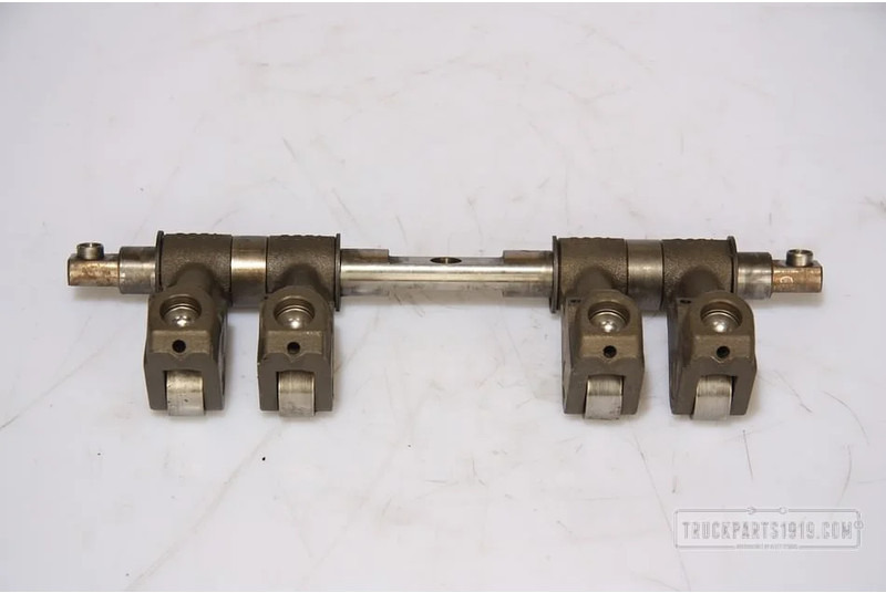 Scania Engines & Parts Scania Rolstoteras cpl. Used - Cilinderkop voor Vrachtwagen: afbeelding 1 Scania Engines & Parts Scania Rolstoteras cpl. Used - Cilinderkop voor Vrachtwagen: afbeelding 1