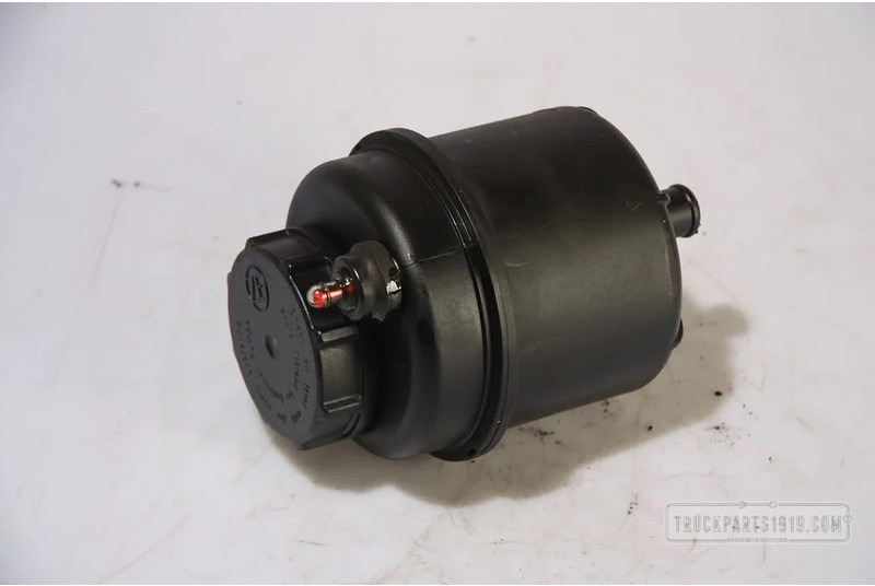 ZF Axle & Steering Parts Stuurolie reservoir Renault - Expansietank voor Vrachtwagen: afbeelding 1 ZF Axle & Steering Parts Stuurolie reservoir Renault - Expansietank voor Vrachtwagen: afbeelding 1