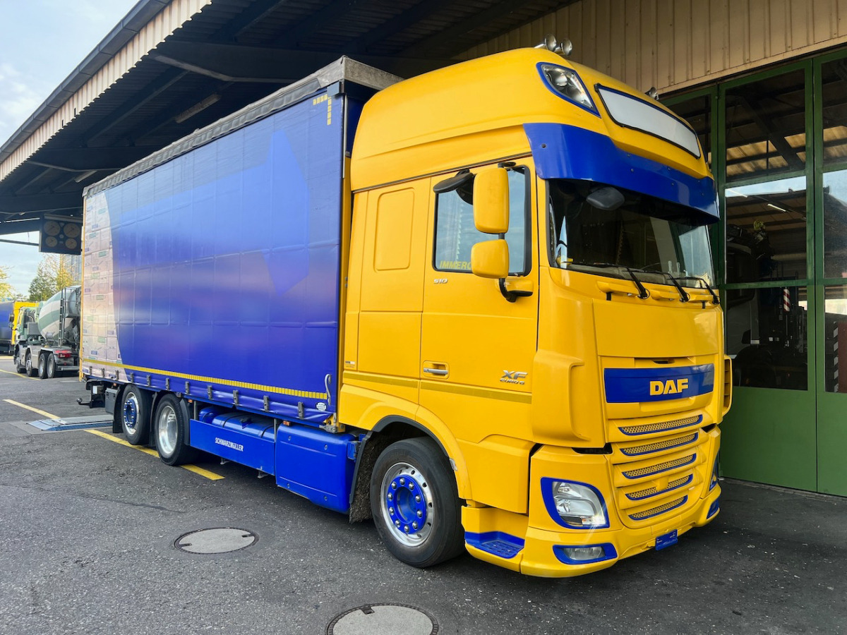 DAF XF 510 Jumbo - Schuifzeilen vrachtwagen: afbeelding 1 DAF XF 510 Jumbo - Schuifzeilen vrachtwagen: afbeelding 1