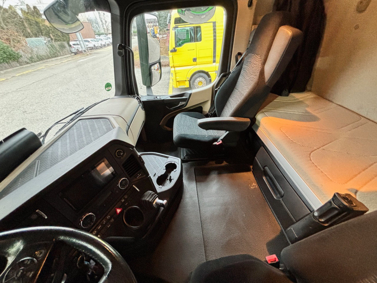 MERCEDES 2543 6x2 - Containertransporter/ Wissellaadbak vrachtwagen: afbeelding 5 MERCEDES 2543 6x2 - Containertransporter/ Wissellaadbak vrachtwagen: afbeelding 5