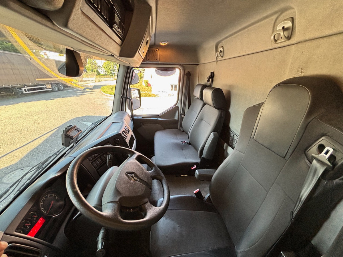 RENAULT D12.240 - Koelwagen vrachtwagen: afbeelding 4 RENAULT D12.240 - Koelwagen vrachtwagen: afbeelding 4