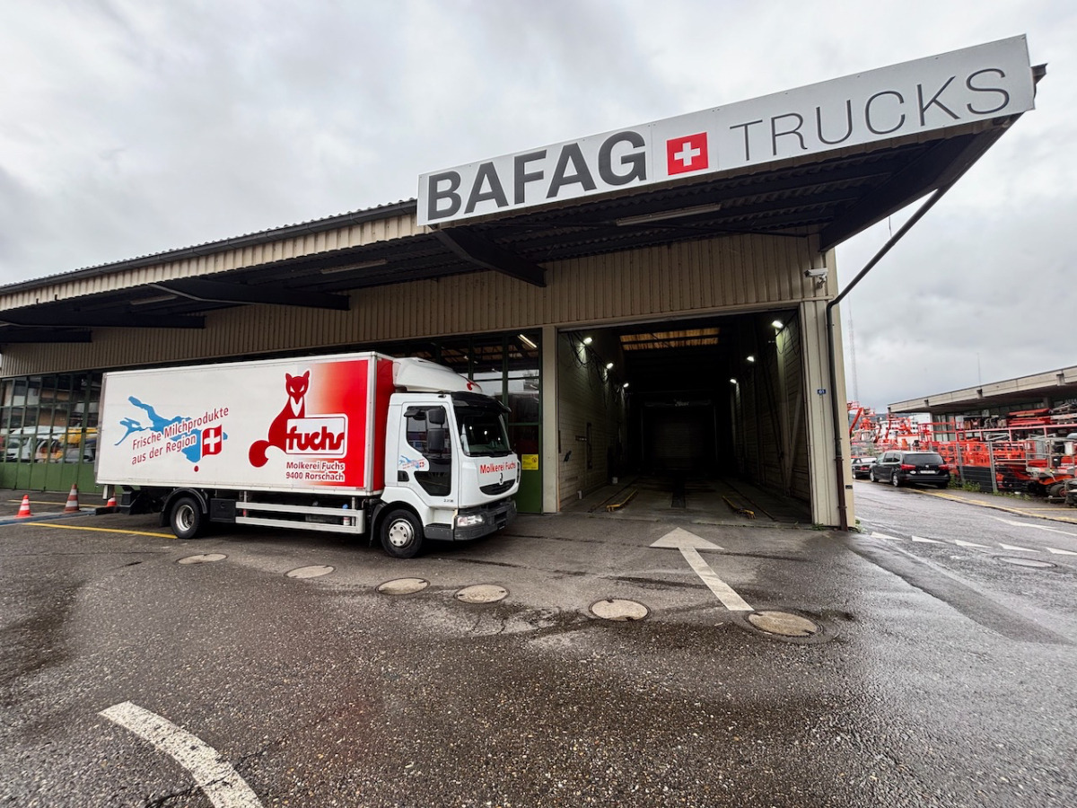 RENAULT Midlum 220-12EL - Koelwagen vrachtwagen: afbeelding 2 RENAULT Midlum 220-12EL - Koelwagen vrachtwagen: afbeelding 2