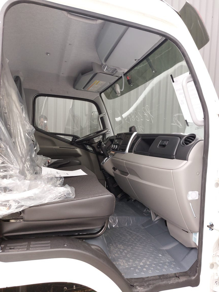 Mitsubishi Canter FUSO 70C18 Isotherm Koffer - Isotherm vrachtwagen: afbeelding 5 Mitsubishi Canter FUSO 70C18 Isotherm Koffer - Isotherm vrachtwagen: afbeelding 5