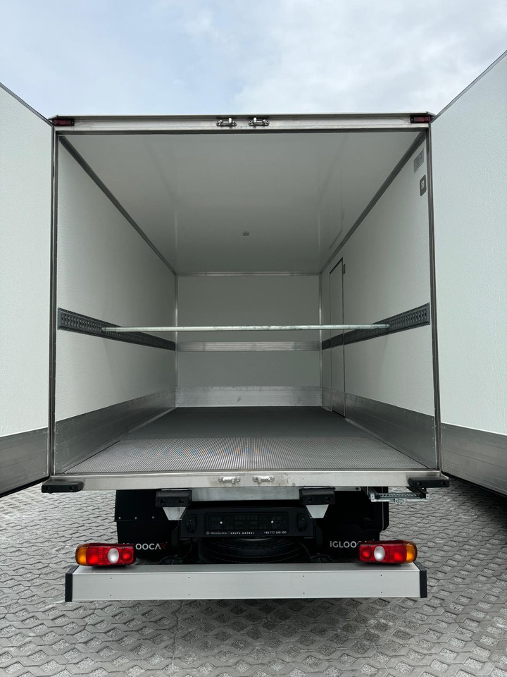 Nieuw Koelwagen vrachtwagen Mitsubishi Canter Fuso 70C18 Kühlkoffer mit Carrier: afbeelding 1