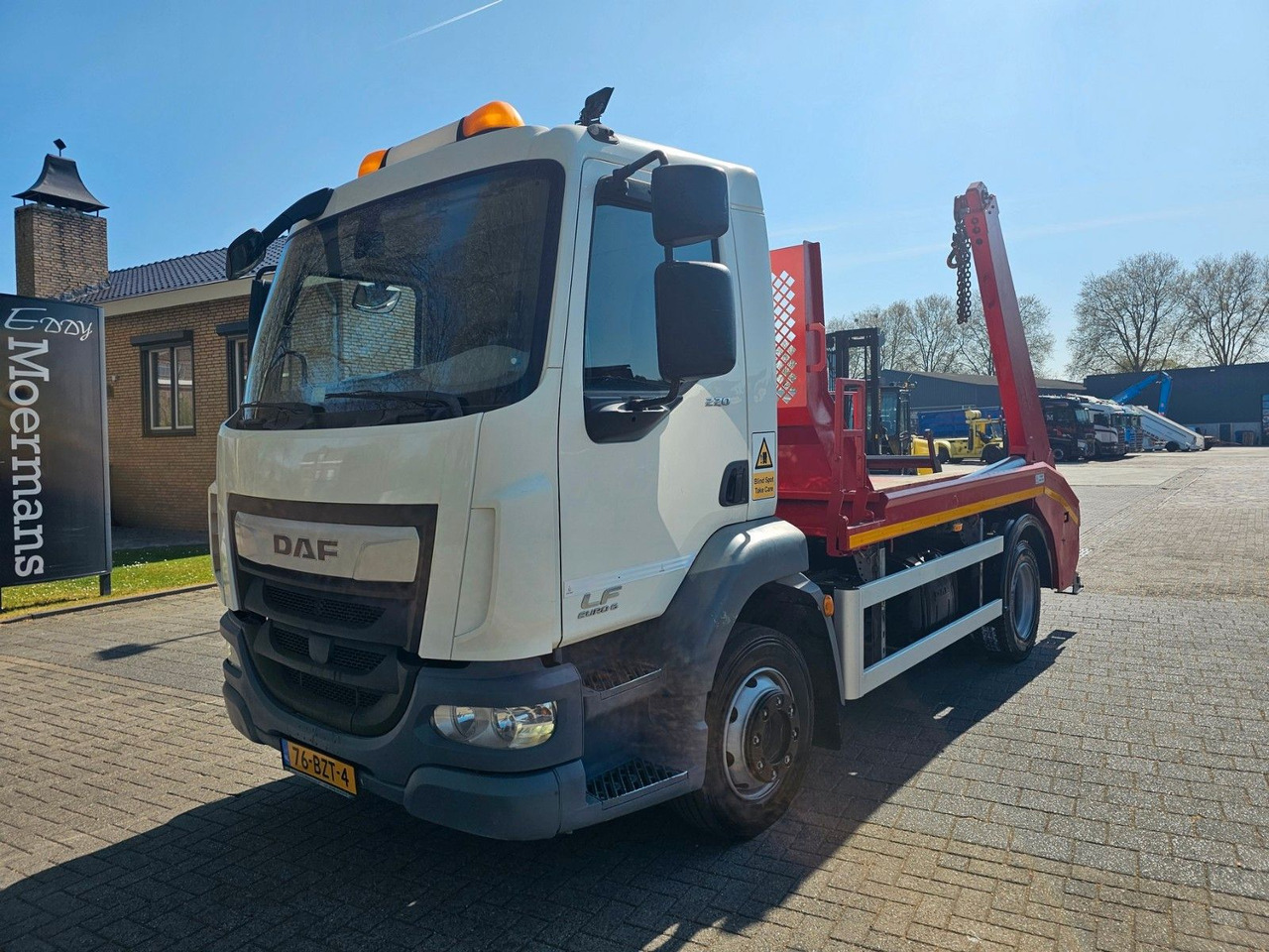 DAF LF 220 Euro Absetzkipper - Kipper vrachtwagen: afbeelding 3 DAF LF 220 Euro Absetzkipper - Kipper vrachtwagen: afbeelding 3