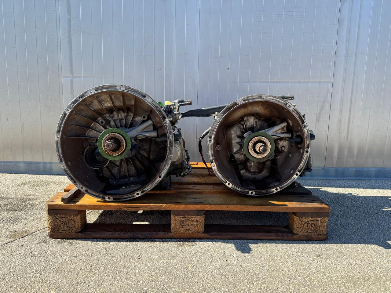 AUTOMATIC GEARBOX G56-6 & G85-6 MERCEDES ATEGO - Versnellingsbak en onderdelen: afbeelding 2 AUTOMATIC GEARBOX G56-6 & G85-6 MERCEDES ATEGO - Versnellingsbak en onderdelen: afbeelding 2