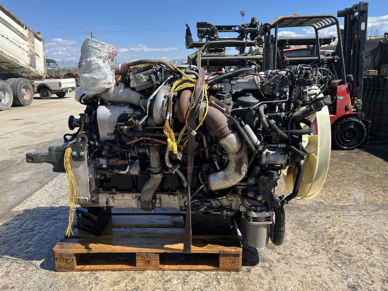 ENGINE MAN EURO 6 D2066LF68-LF61 FOR SPARE PARTS - Motor en onderdelen voor Vrachtwagen: afbeelding 3 ENGINE MAN EURO 6 D2066LF68-LF61 FOR SPARE PARTS - Motor en onderdelen voor Vrachtwagen: afbeelding 3