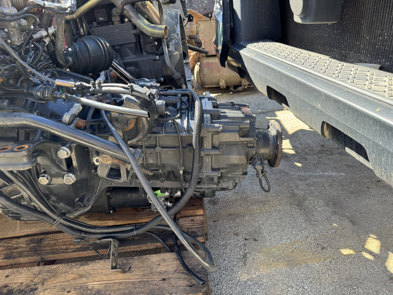 GEARBOX MAN TGL ZF 6S800 - Versnellingsbak en onderdelen: afbeelding 1 GEARBOX MAN TGL ZF 6S800 - Versnellingsbak en onderdelen: afbeelding 1