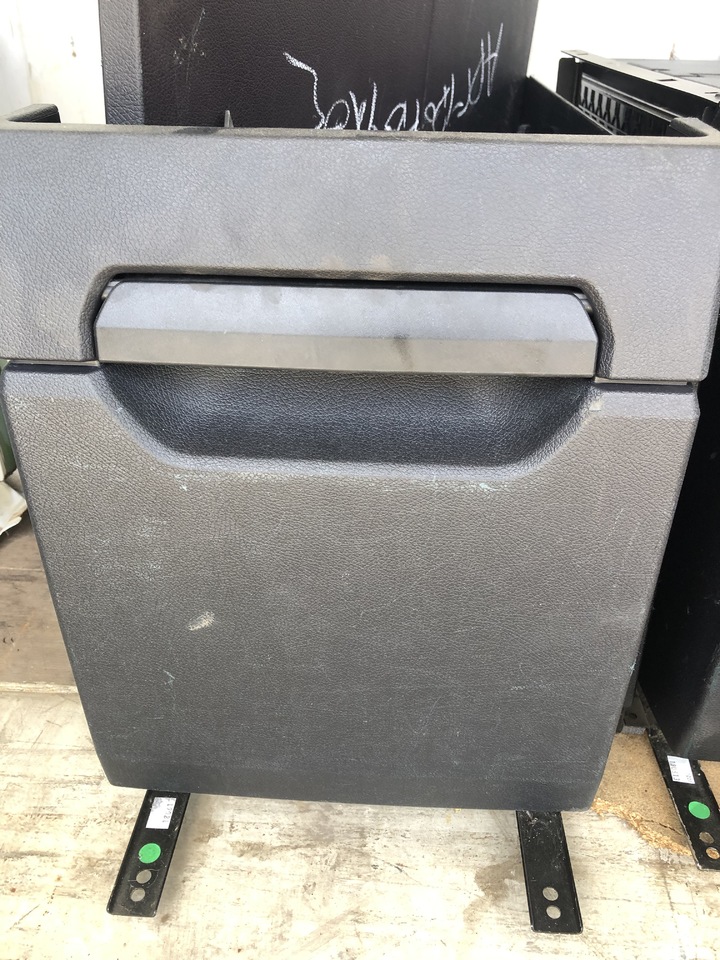 REFRIGERATOR BOX ACTROS MP4 - Universeel onderdeel voor Vrachtwagen: afbeelding 5 REFRIGERATOR BOX ACTROS MP4 - Universeel onderdeel voor Vrachtwagen: afbeelding 5