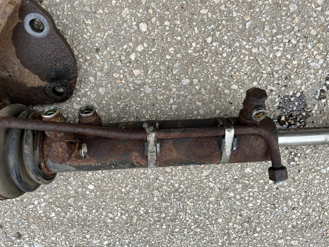 WORKING CYLINDER STEERING ACTROS MP2 RHD - Hydraulica voor Vrachtwagen: afbeelding 3 WORKING CYLINDER STEERING ACTROS MP2 RHD - Hydraulica voor Vrachtwagen: afbeelding 3