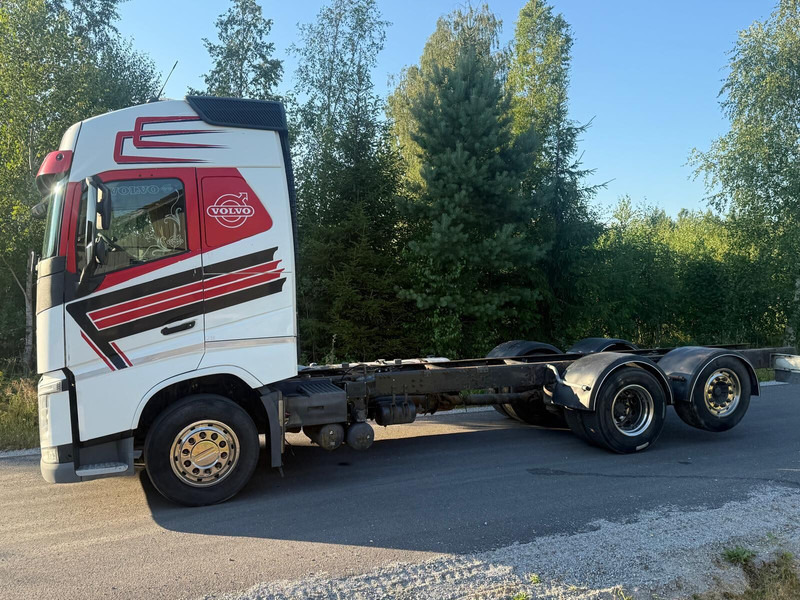 Volvo FH460 Globe 2016 - Chassis vrachtwagen: afbeelding 2 Volvo FH460 Globe 2016 - Chassis vrachtwagen: afbeelding 2