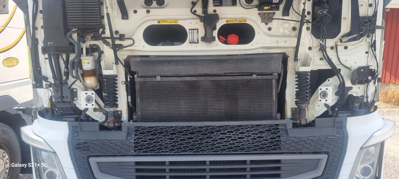 Chassis vrachtwagen Volvo FH460 Globe 2016: afbeelding 14