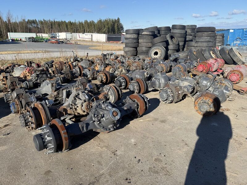 Volvo RTS2370A RSS1125 RTH2610F RTH3312 RTH3815 MD15 CTEV87 - Achterass: afbeelding 1 Volvo RTS2370A RSS1125 RTH2610F RTH3312 RTH3815 MD15 CTEV87 - Achterass: afbeelding 1