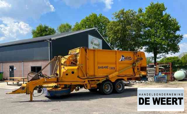 Belair gebare 1928 , zerograzer , maaiwagen - Opraapwagen: afbeelding 1 Belair gebare 1928 , zerograzer , maaiwagen - Opraapwagen: afbeelding 1