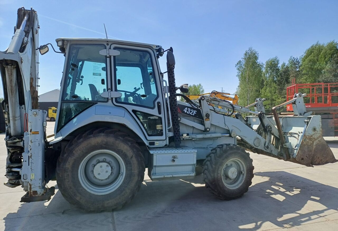 Caterpillar 432F - Graaflaadmachine: afbeelding 4 Caterpillar 432F - Graaflaadmachine: afbeelding 4