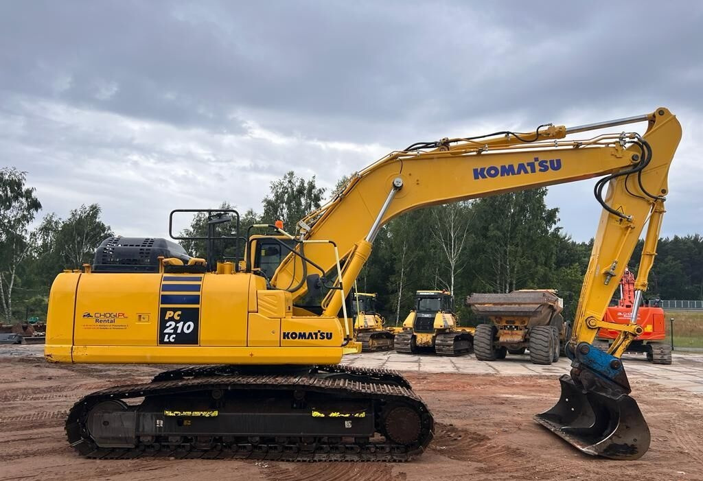 Komatsu PC210-lc11 - Rupsgraafmachine: afbeelding 1 Komatsu PC210-lc11 - Rupsgraafmachine: afbeelding 1
