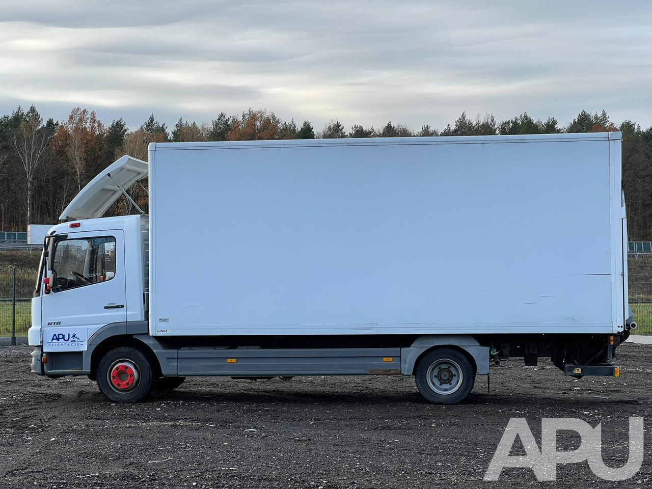 Bakwagen Mercedes-Benz ATEGO 818 winda: afbeelding 8