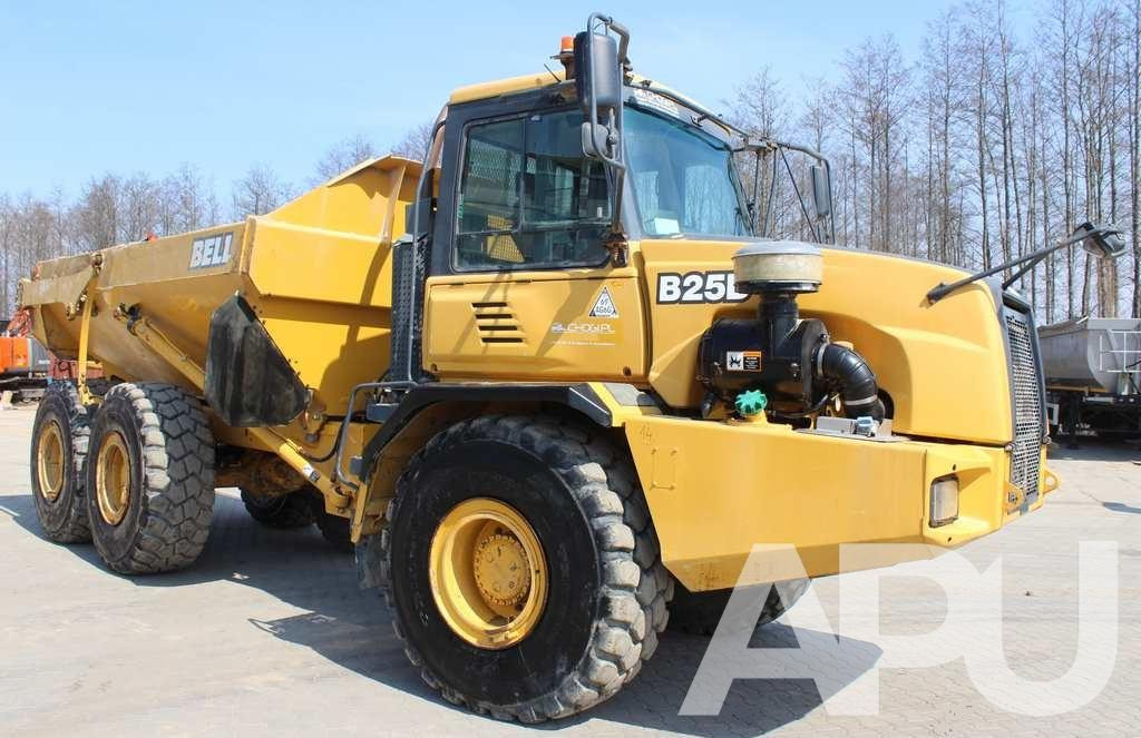 WOZIDŁO Bell ADT B25D 6×6 - Kiepwagen met knikbesturing: afbeelding 5 WOZIDŁO Bell ADT B25D 6×6 - Kiepwagen met knikbesturing: afbeelding 5