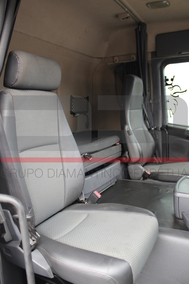 Scania Cabine Completa CG19 Normal Suspensão Moderna PGRT - Cabine voor Vrachtwagen: afbeelding 5 Scania Cabine Completa CG19 Normal Suspensão Moderna PGRT - Cabine voor Vrachtwagen: afbeelding 5
