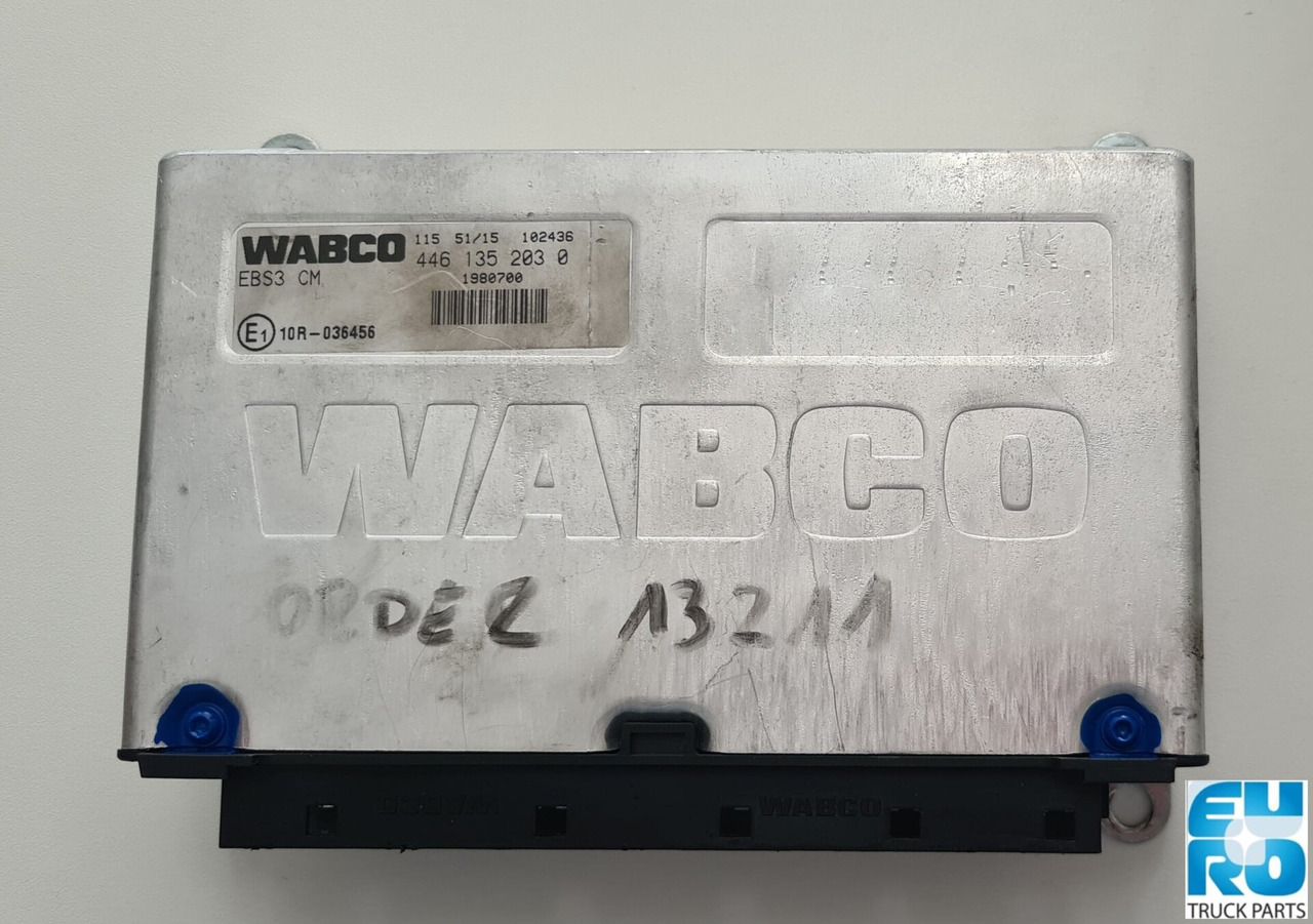 DAF REGELEENHEID RECOND., EBS, WABCO +STATIEGELD 4461352030REC - Remventiel voor Vrachtwagen: afbeelding 1 DAF REGELEENHEID RECOND., EBS, WABCO +STATIEGELD 4461352030REC - Remventiel voor Vrachtwagen: afbeelding 1