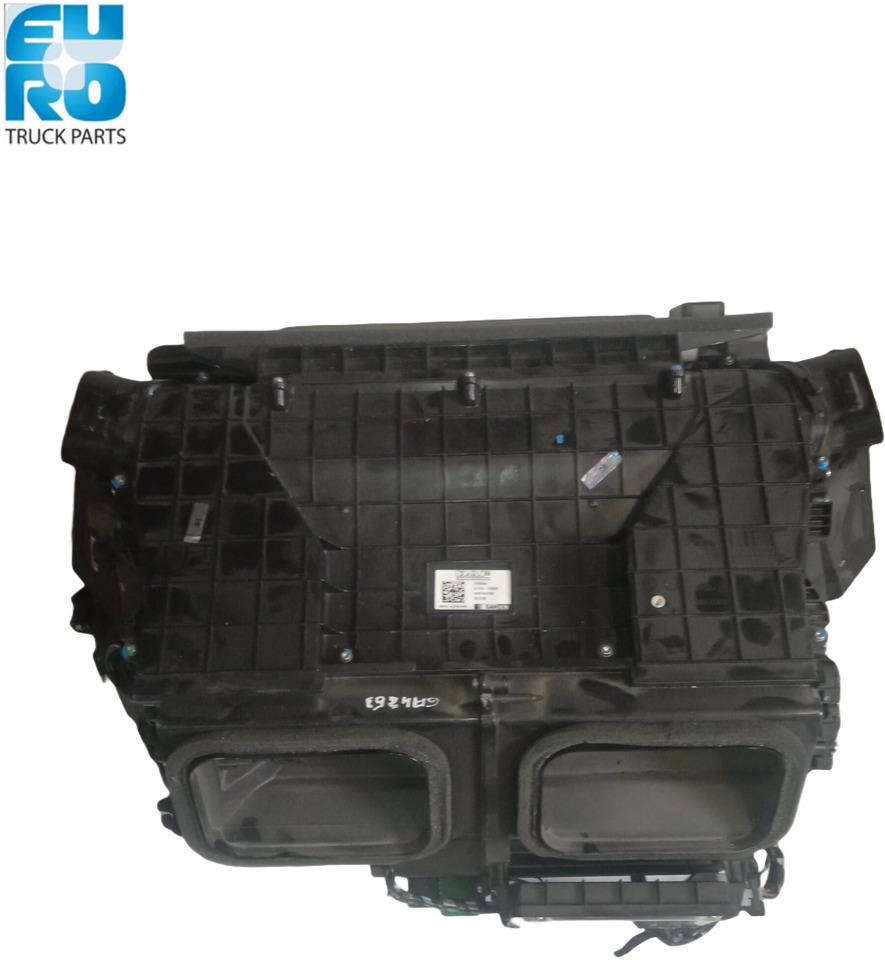 DAF XF 106 HEATER, CCC 2017-USED+DEPOSIT 2302628U - Radiateur voor Vrachtwagen: afbeelding 4 DAF XF 106 HEATER, CCC 2017-USED+DEPOSIT 2302628U - Radiateur voor Vrachtwagen: afbeelding 4