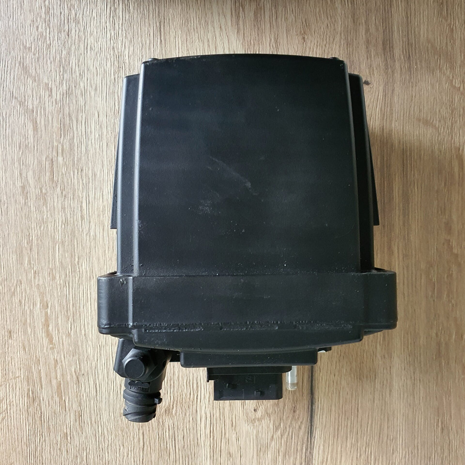 MAN ADBLUE PUMP EMITEC RECONDITIONED + DEPOSIT 81154036146R - Brandstoftoevoer voor Vrachtwagen: afbeelding 2 MAN ADBLUE PUMP EMITEC RECONDITIONED + DEPOSIT 81154036146R - Brandstoftoevoer voor Vrachtwagen: afbeelding 2