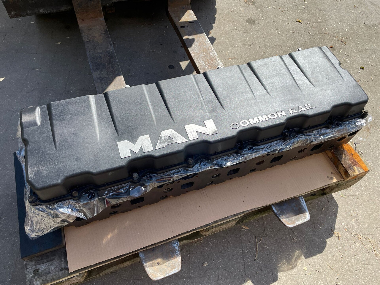 MAN CYLINDER HEAD D2676LF E 5-6 RECONDITIONED 51031006162REC - Cilinderkop voor Vrachtwagen: afbeelding 4 MAN CYLINDER HEAD D2676LF E 5-6 RECONDITIONED 51031006162REC - Cilinderkop voor Vrachtwagen: afbeelding 4