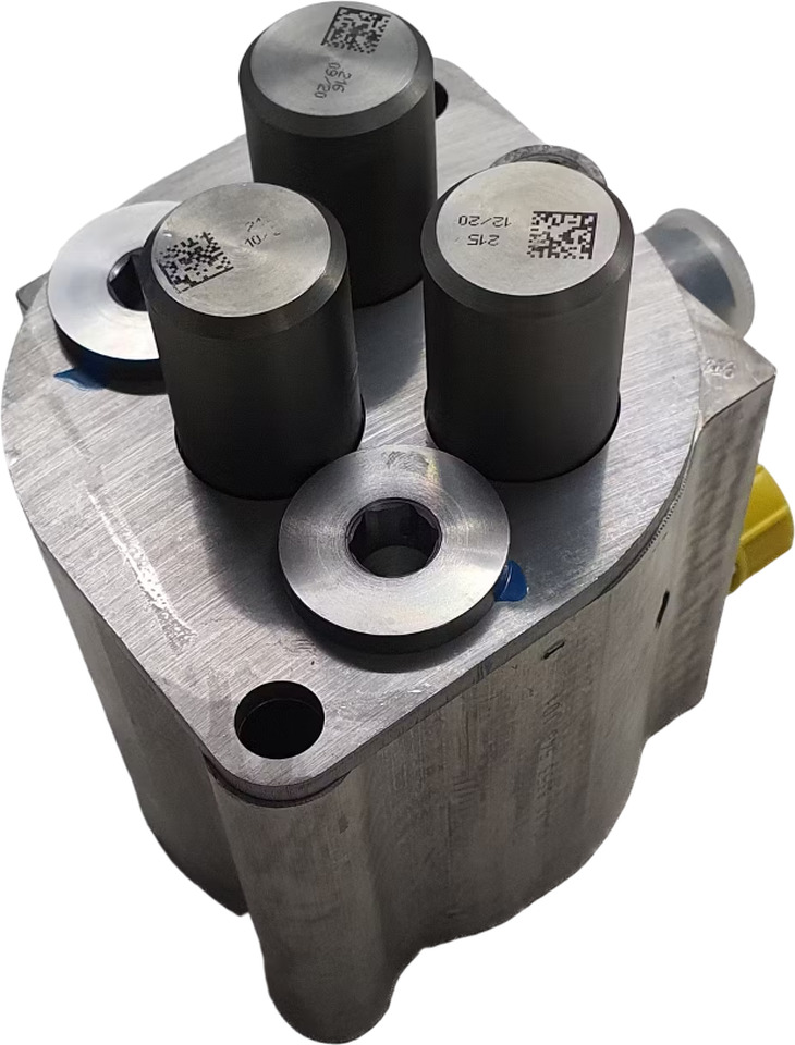 VO/RVI/MB HYDRAULISCHE POMP BOSCH | 20875386 - Hydraulica voor Vrachtwagen: afbeelding 3 VO/RVI/MB HYDRAULISCHE POMP BOSCH | 20875386 - Hydraulica voor Vrachtwagen: afbeelding 3