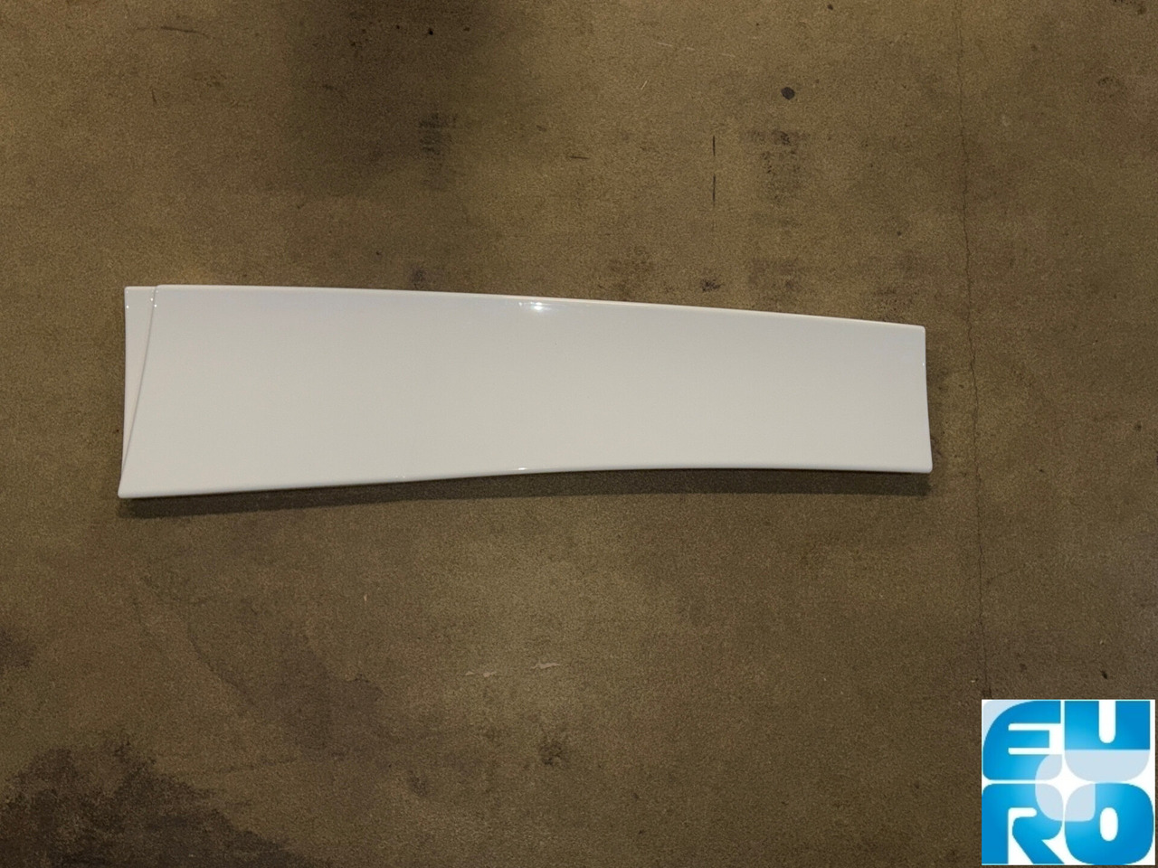 VOLVO FH4 DEFLECTOR RECHTS GEBRUIKT 84203637U - Fender voor Vrachtwagen: afbeelding 1 VOLVO FH4 DEFLECTOR RECHTS GEBRUIKT 84203637U - Fender voor Vrachtwagen: afbeelding 1