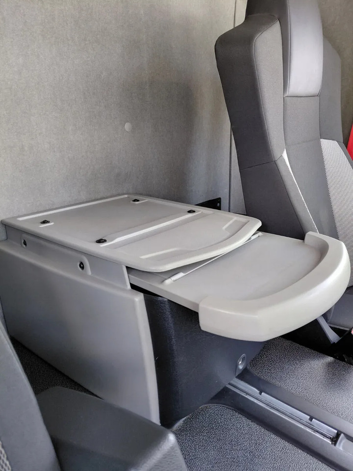 2019 Renault D 12T - Bakwagen: afbeelding 5 2019 Renault D 12T - Bakwagen: afbeelding 5