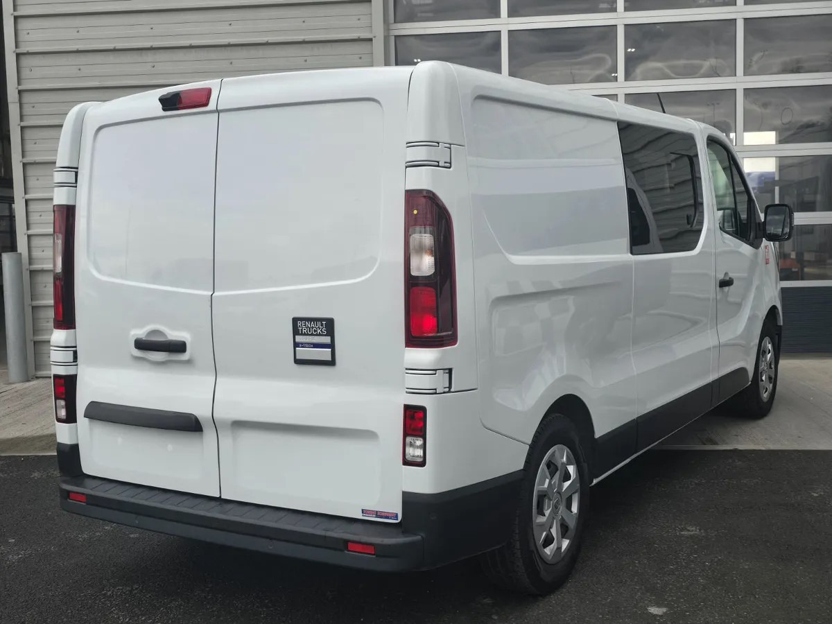 2025 Renault Trafic E-Tech Crew Cab - Bestelwagen met dubbele cabine: afbeelding 4 2025 Renault Trafic E-Tech Crew Cab - Bestelwagen met dubbele cabine: afbeelding 4